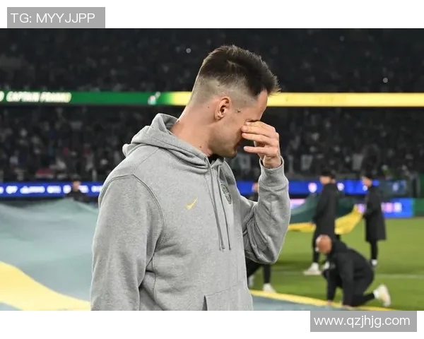 突发！足球八卦宣布将离队，球迷不舍告别